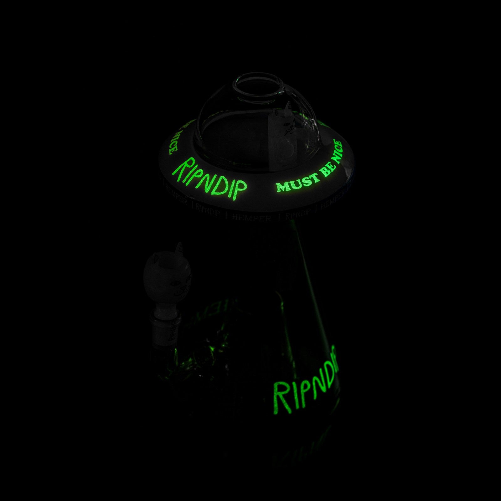 Ripndip Online | Nermal UFO Beaker XL (White)